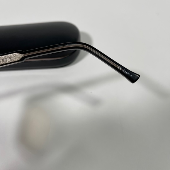 Ray-Ban Gold Round Sunglasses EUC main image 4